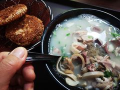-万红路羊汤烧饼店(将台路店)