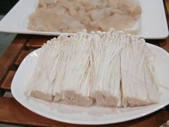 金针菇-滇福记天麻竹荪鸡火锅