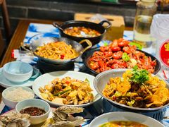 -川流不息·地道川菜·小龙虾(新松江路店)