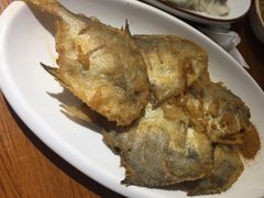 香炸野生鲳鱼-必点海鲜·鲅鱼水饺(鞍山西道店)