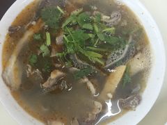 -春雨羊汤店(广开四马路总店)