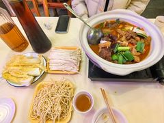 -霄汉牛三鲜湖北砂锅菜(万松园2店)