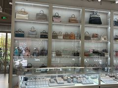 -FUN LUXURY范加奢品(蟠龙天地店)