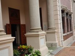 -香港大学
