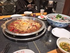 -一斗火锅·招财羊毛肚(北温泉九号店)