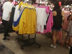 -NIKE上海青浦换季优惠店