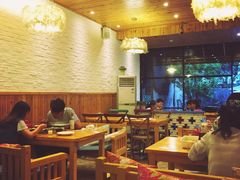 -乌镇那一年小院主题餐厅(甘泉西路店)