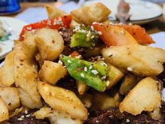 -怡妮新疆风味餐厅(东江湾路店)