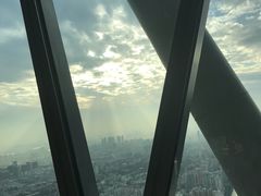 -广州塔卢特斯法国旋转餐厅