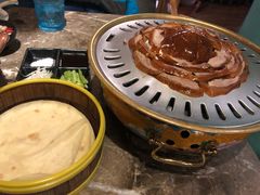 -三人行骨头王火锅(长寿店)