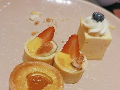 -广州希尔顿逸林酒店-OPEN開·全日制餐厅·海鲜·小火锅·自助餐(东风路店)