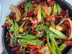 -巷子宽·酸菜鱼(迪士尼小镇店)