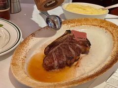 -Wolfgang’s Steakhouse 沃夫冈牛排馆(上海白玉兰广场店)