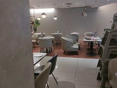 -必胜客(仲盛世界商城店)