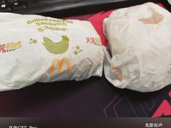 -麦当劳(轻轨曹杨路店)