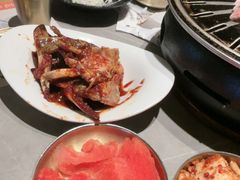 -草家酱蟹炭火烤肉店(珲春南路一店)