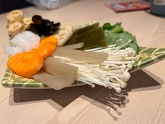 蔬菜小拼盘-鱼酷活鱼烤鱼(恒隆广场店)