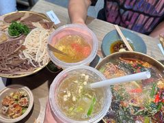 -毛肚向右·川渝毛肚王(经开永旺店)