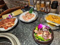 -红泥小火炉·东北泥炉烤肉(天一旗舰店)