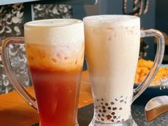 -湊湊火锅·茶憩(南京东路悦荟店)