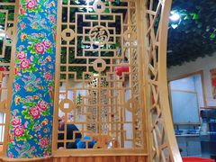 -袁小二大东北铁锅炖(吉祥村总部)