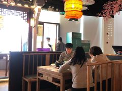 大堂-荷塘秋月·本帮江浙菜(国权路店)