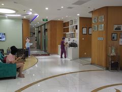 -雅悦齿科(顾村公园店)