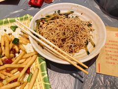 -肥肥虾庄·金牌油焖大虾(杨园滨江时代walk店)