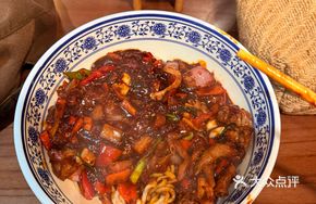 Spicy Stir-Fried Intestine Noodles