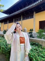 -琳琅阁汉服体验馆