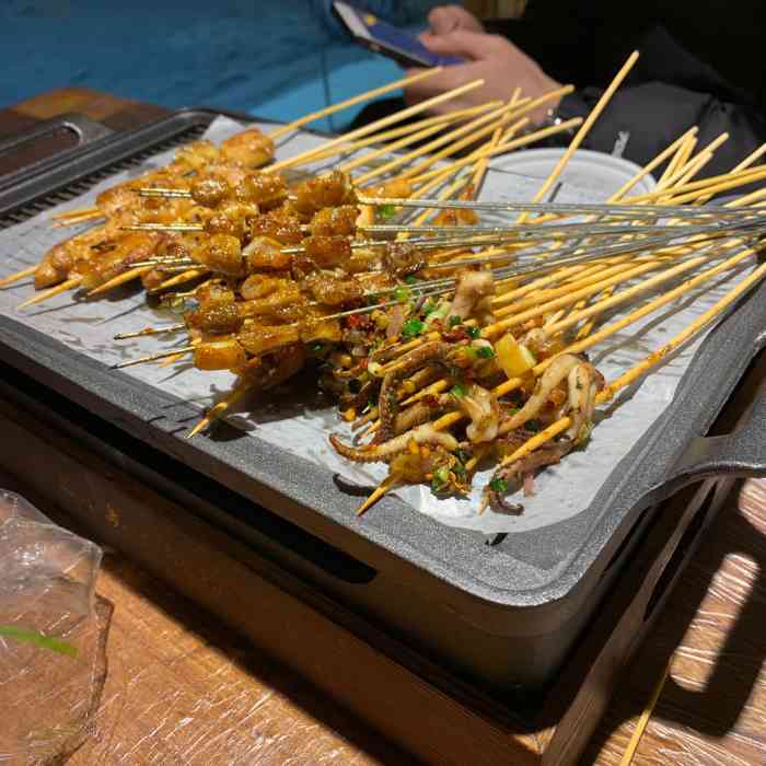 伍界烧烤(常青店)-"宵夜的好去处,在南国北都看完电影步行过去.