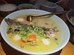 -蜜桃餐厅·伴山(海岸城店)