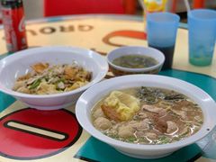 粿条汤-大华猪肉粿条面