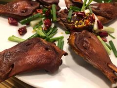 -冶建镜子·老南昌大排档·江西虾王(总店)