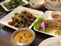 -两兄弟Song Pee Nong(2号店)