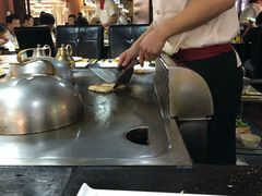 -利昂法式铁板主题餐厅(新奥购物中心店)