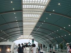 -龙阳路磁悬浮列车总站-停车场