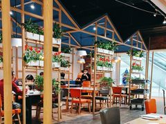 -渝信川菜 · 川味家常菜(财富购物中心店)