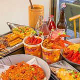 城市露营🏕️街头扒虾吃烧烤的感觉太哇塞🥰