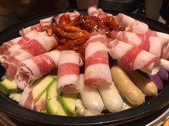 春川芝士铁板肥牛鸡-韩见·韩式拌饭·炸鸡(石厦店)