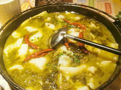 葱哥酸菜鱼-酒肆浅葱•烧烤•龙虾•排档(卓悦intown店)