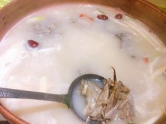 -三人行骨头王火锅(长寿店)