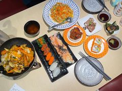 -万岁料理回转寿司(华贸店)