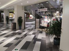 -百联临沂购物中心(临沂路店)