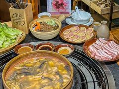 -阿山卓·野生菌火锅·纳西火塘烤肉