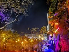-城墙外BAR