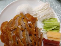 -六和聚传统烤鸭.天津菜(和平店)