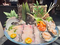 石斑鱼海鲜拼盘-珍滋味海鲜火锅酒家(蓝色港湾店)