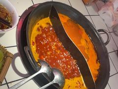 -热火朝天鲜切牛肉火锅(南强街巷店)