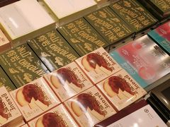 -好利来(上海长宁龙之梦店)